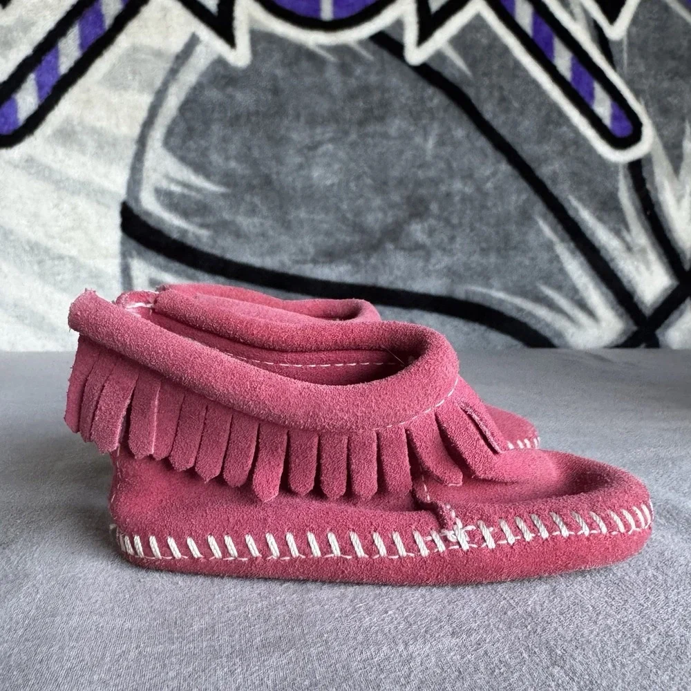 Size 4c - Minnetonka  Leather Moccasins Baby/toddler‎ Pink #1180